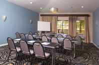 Functional Hall Holiday Inn Express & Suites SOLANA BEACH-DEL MAR, an IHG Hotel