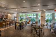 Bar, Kafe, dan Lounge Holiday Inn ARLINGTON AT BALLSTON, an IHG Hotel