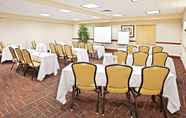 Functional Hall 6 Holiday Inn Express & Suites CHEHALIS-CENTRALIA, an IHG Hotel