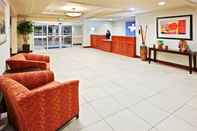 Lobby Holiday Inn Express & Suites CHEHALIS-CENTRALIA, an IHG Hotel