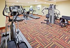 Trung tâm thể thao 3 Holiday Inn Express & Suites CHEHALIS-CENTRALIA by IHG, an IHG Hotel