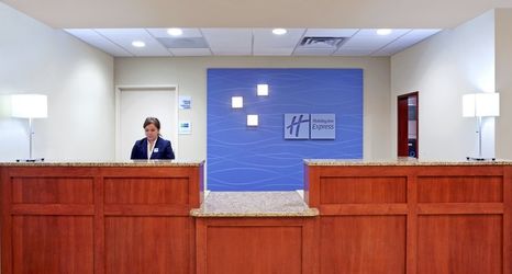 Sảnh chờ 2 Holiday Inn Express & Suites CHEHALIS-CENTRALIA by IHG, an IHG Hotel