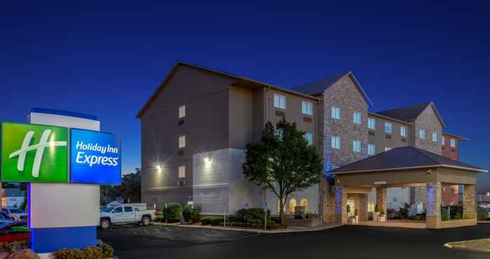 Bangunan Holiday Inn Express COLUMBUS - OHIO EXPO CENTER, an IHG Hotel