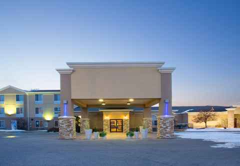 Exterior Holiday Inn Express & Suites LEXINGTON, an IHG Hotel