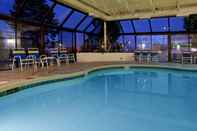 Swimming Pool Holiday Inn Express MESA VERDE-CORTEZ, an IHG Hotel