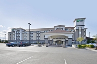 Bên ngoài Holiday Inn Express & Suites TACOMA SOUTH - LAKEWOOD, an IHG Hotel