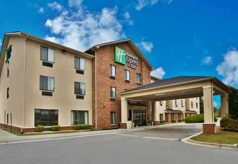 Bên ngoài Holiday Inn Express & Suites BUFORD NE - LAKE LANIER, an IHG Hotel