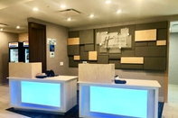 Lobby Holiday Inn Express & Suites MACON NORTH, an IHG Hotel