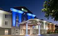 Exterior 6 Holiday Inn Express & Suites PHILADELPHIA - MT. LAUREL, an IHG Hotel