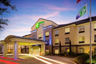 Exterior 4 Holiday Inn Express & Suites DFW AIRPORT - GRAPEVINE by IHG, an IHG Hotel