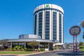 Holiday Inn NEW ORLEANS WEST BANK TOWER, an IHG Hotel