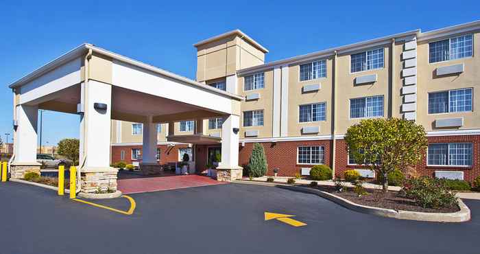 Exterior Holiday Inn Express & Suites WABASH, an IHG Hotel