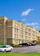 EXTERIOR_BUILDING Holiday Inn Express & Suites WEST LONG BRANCH - EATONTOWN, an IHG Hotel