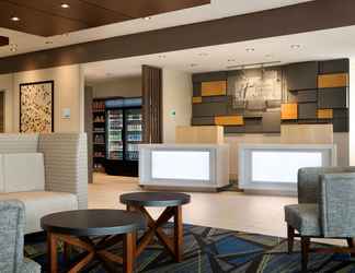 Lobby 2 Holiday Inn Express MCCOOK, an IHG Hotel