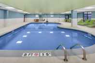 Kolam Renang Holiday Inn Express & Suites PROVIDENCE-WOONSOCKET, an IHG Hotel