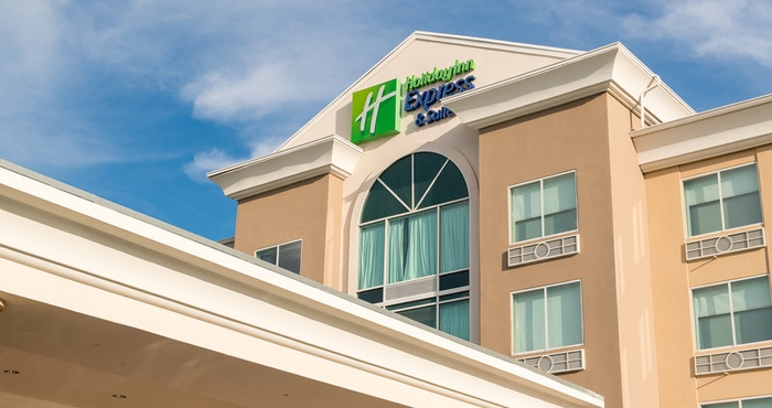 Bên ngoài Holiday Inn Express & Suites COLUMBIA-I-26 @ HARBISON BLVD, an IHG Hotel