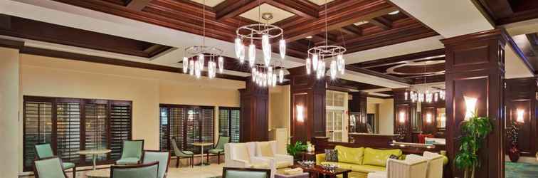 Lobby Holiday Inn CHANTILLY-DULLES EXPO (ARPT), an IHG Hotel
