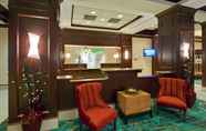 Lobby 6 Holiday Inn CHANTILLY-DULLES EXPO (ARPT), an IHG Hotel
