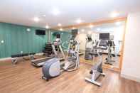 Fitness Center Holiday Inn Express & Suites IRON MOUNTAIN, an IHG Hotel