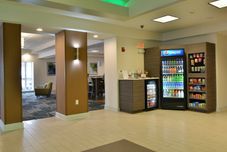 Lobby Holiday Inn & Suites ROCHESTER - MARKETPLACE by IHG, an IHG Hotel