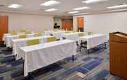 Functional Hall 3 Holiday Inn Express & Suites MOORESVILLE - LAKE NORMAN, an IHG Hotel