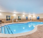 Swimming Pool 5 Candlewood Suites BETHLEHEM SOUTH