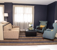 Ruang untuk Umum 2 Holiday Inn Express & Suites BALTIMORE WEST - CATONSVILLE, an IHG Hotel