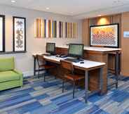 Functional Hall 2 Holiday Inn Express ROCHESTER - UNIVERSITY AREA, an IHG Hotel