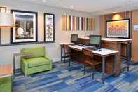 Functional Hall Holiday Inn Express ROCHESTER - UNIVERSITY AREA, an IHG Hotel