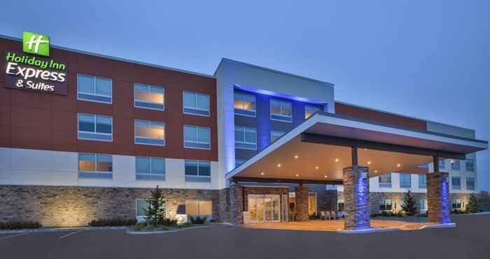 Luar Bangunan Holiday Inn Express & Suites PARKERSBURG EAST, an IHG Hotel