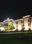 EXTERIOR_BUILDING Holiday Inn Express LEWISBURG/NEW COLUMBIA, an IHG Hotel