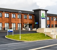 อื่นๆ 5 Holiday Inn Express WIGAN, an IHG Hotel