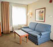 Common Space 2 Candlewood Suites LOVELAND