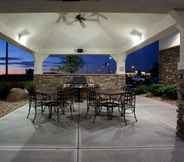 Common Space 7 Candlewood Suites LOVELAND