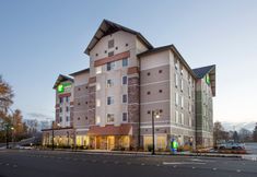 ภายนอกอาคาร 2 Holiday Inn Express & Suites SEATTLE SOUTH - TUKWILA by IHG, an IHG Hotel