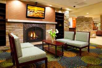 Lobi 4 Holiday Inn Express & Suites PITTSBURGH WEST - GREEN TREE, an IHG Hotel