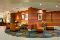 Lobby Holiday Inn Express & Suites PITTSBURGH WEST - GREEN TREE, an IHG Hotel