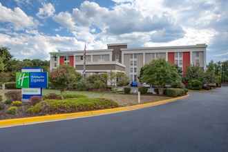 Bangunan 4 Holiday Inn Express WASHINGTON DC EAST-ANDREWS AFB, an IHG Hotel