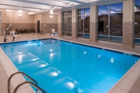 Swimming Pool Holiday Inn & Suites FARMINGTON HILLS - DETROIT NW, an IHG Hotel