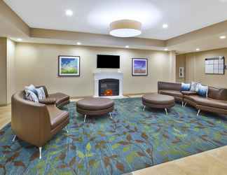 Lobby 2 Candlewood Suites MORGANTOWN-UNIV WEST VIRGINIA