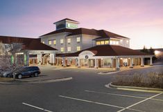 Exterior 2 Holiday Inn GRAND RAPIDS - AIRPORT by IHG, an IHG Hotel