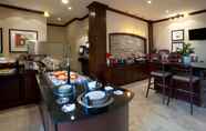 Restoran 7 Staybridge Suites SAN ANTONIO SEA WORLD, an IHG Hotel