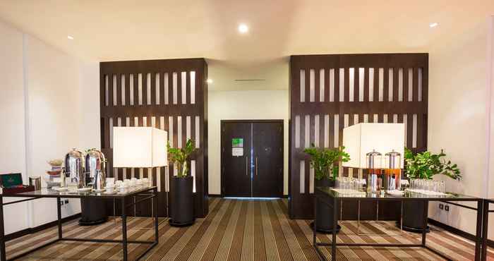 Khác Holiday Inn ABU DHABI, an IHG Hotel