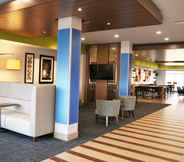 Lobby 5 Holiday Inn Express & Suites CLARION, an IHG Hotel