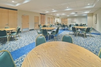 Functional Hall Holiday Inn Express & Suites MEMPHIS SOUTHWIND, an IHG Hotel