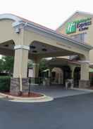 EXTERIOR_BUILDING Holiday Inn Express Hotel & Suites SANFORD, an IHG Hotel