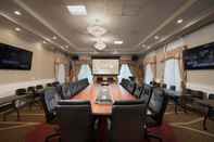 ห้องประชุม Holiday Inn EL MONTE - LOS ANGELES, an IHG Hotel