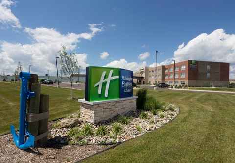 Exterior Holiday Inn Express & Suites MONROE, an IHG Hotel