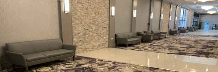 Sảnh chờ Holiday Inn & Suites CHICAGO NORTH SHORE (SKOKIE), an IHG Hotel