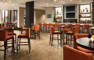 Bar, Cafe and Lounge 6 Crowne Plaza DALLAS LOVE FIELD - MED AREA, an IHG Hotel